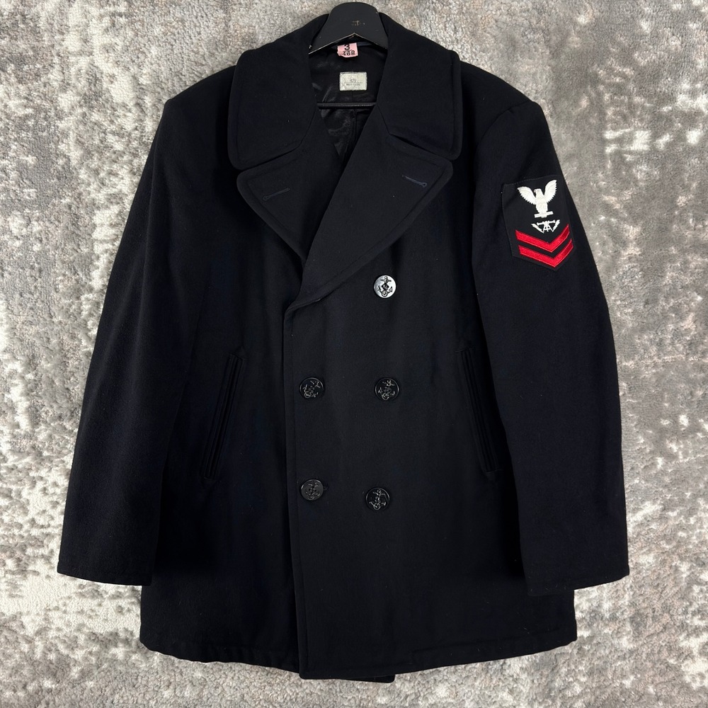 US Navy Size 42S Military Issue Wool Double Breasted Pea Coat Black Long Sleeve